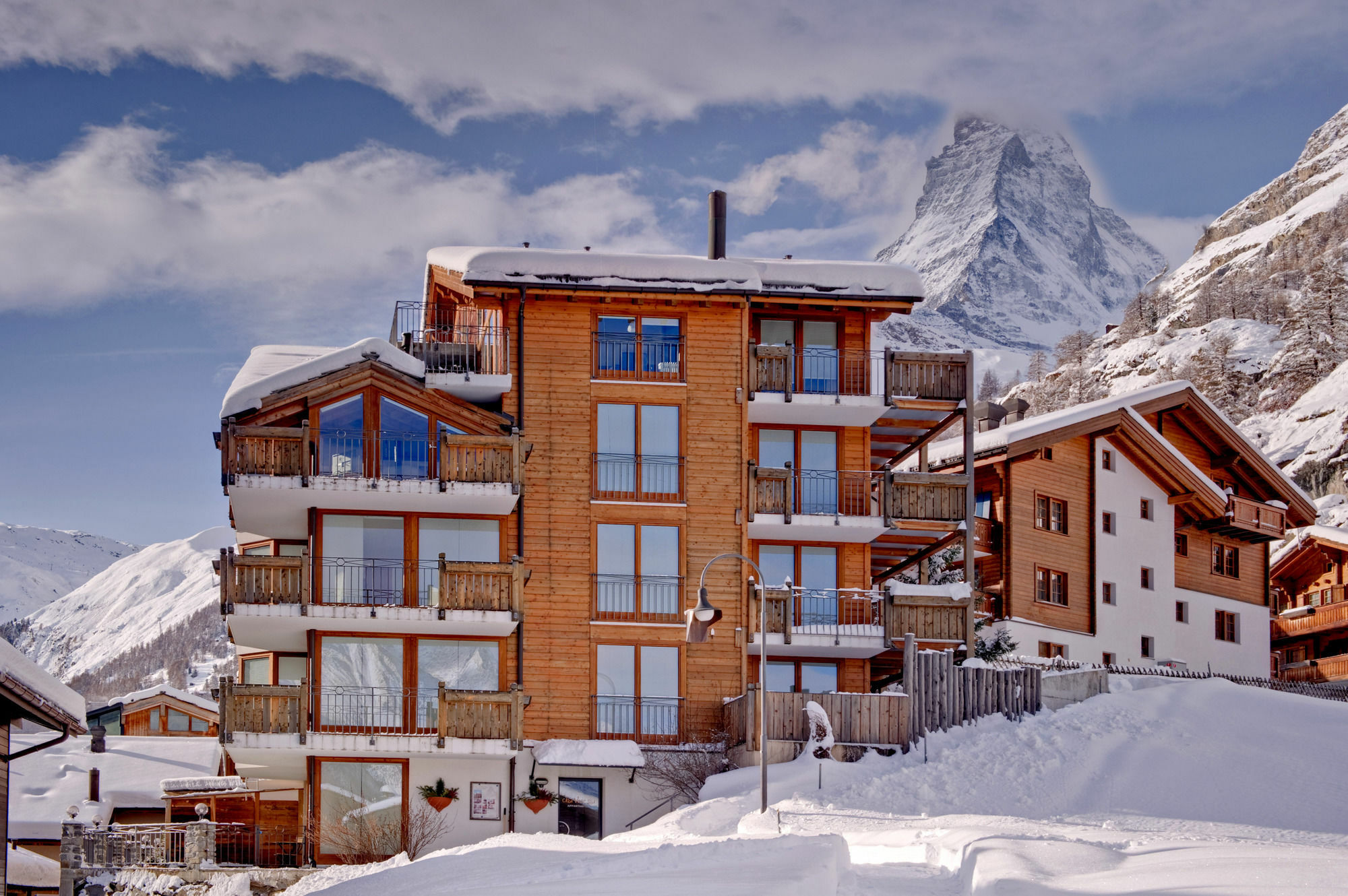 22 Summits Apartments Zermatt Extérieur photo